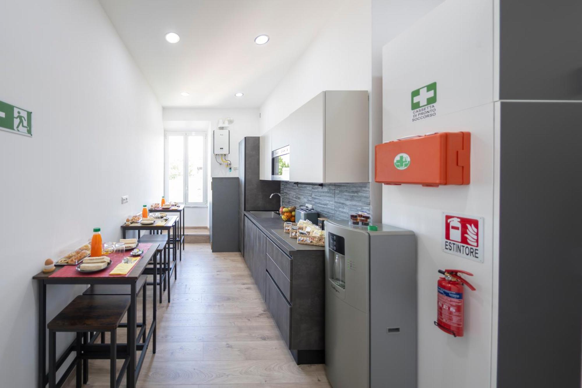 Trastevere New Luxury Rooms Rome Exterior photo