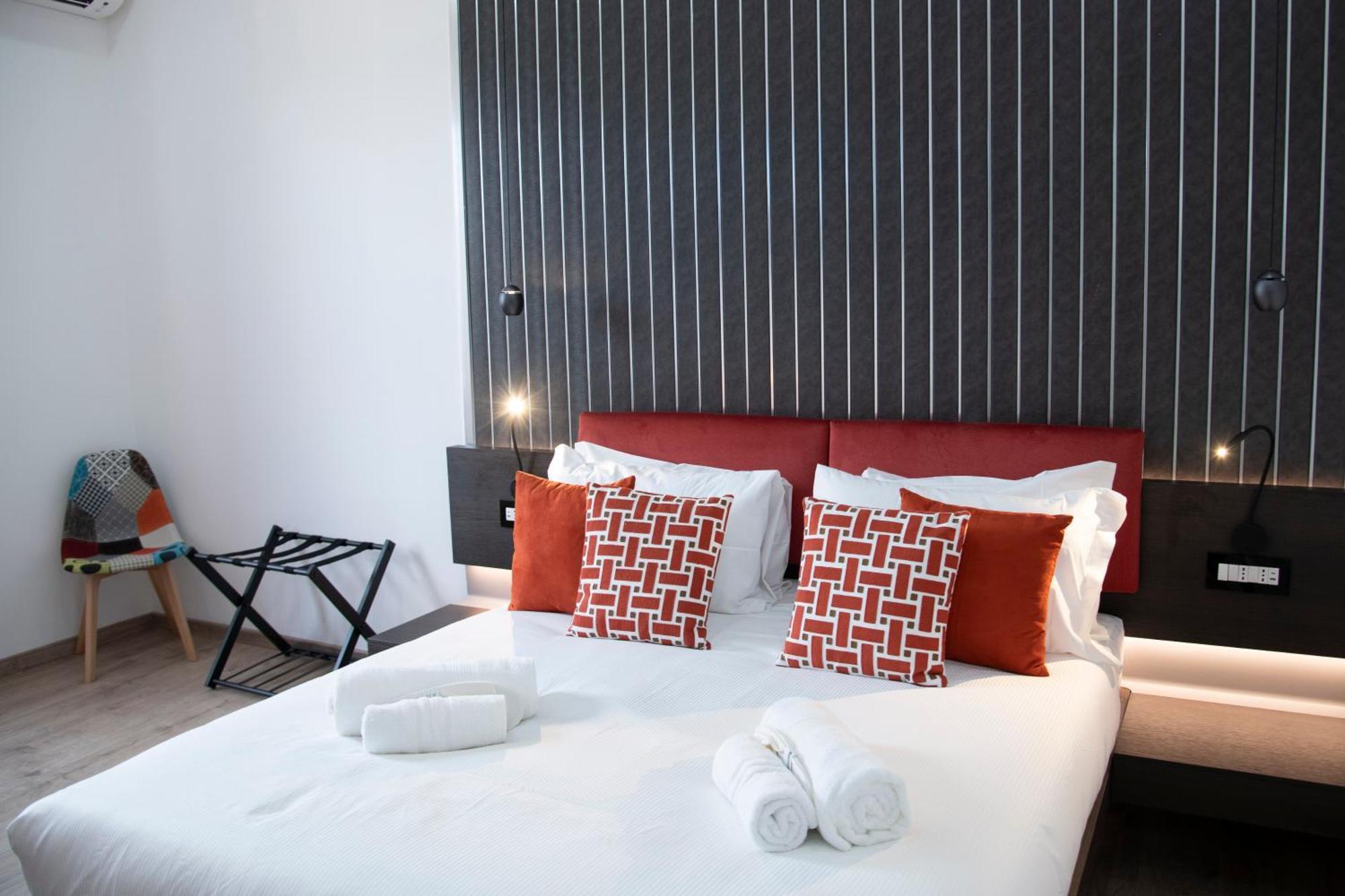 Trastevere New Luxury Rooms Rome Exterior photo