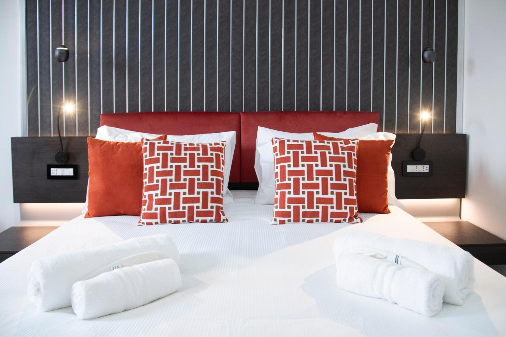 Trastevere New Luxury Rooms Rome Exterior photo